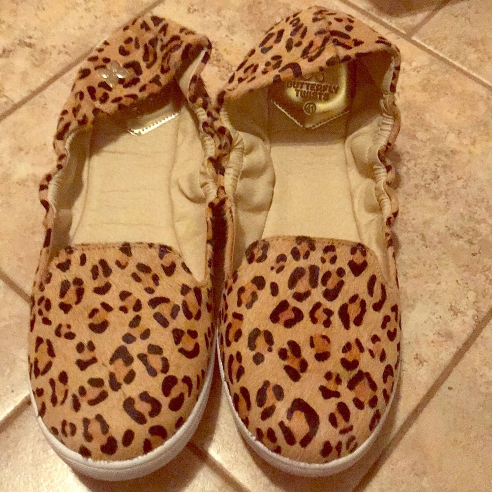 Butterfly twists jade tan leopard pony